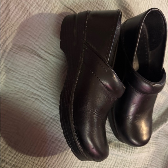 Dansko Black Slip-On Clogs - Picture 2 of 7